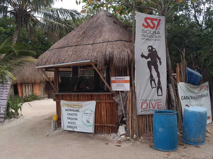 Best Cenotes in the Yucatan - Casa Cenote entrance hut