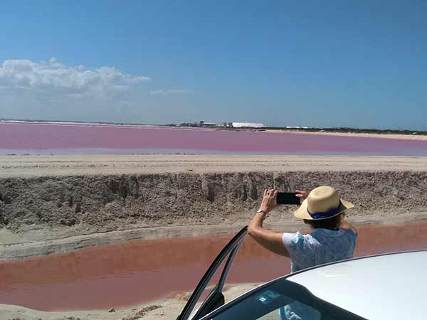 Places to Visit in the Yucatan to see pink lakes