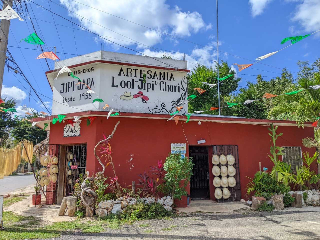 Day in Campeche a Becal jipi hat shop