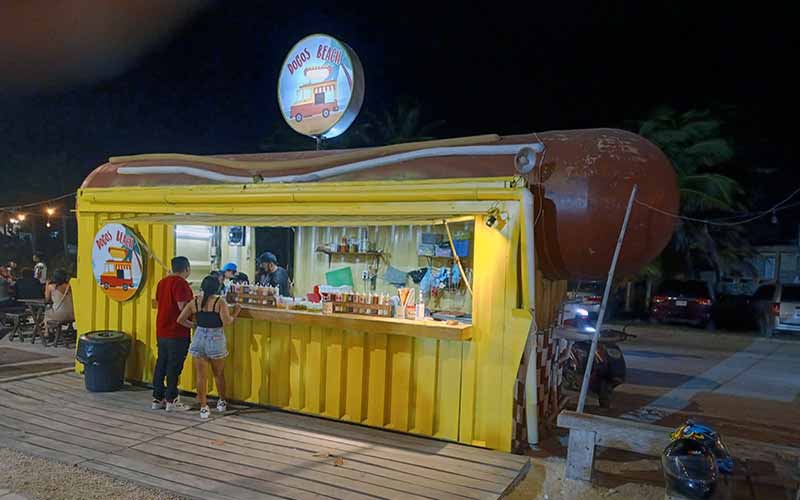 Progreso beach at night - Mr Hotdog