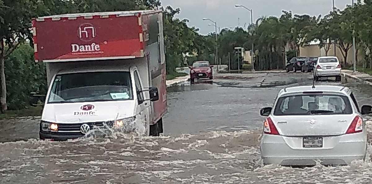 Driving in Mexico-floods