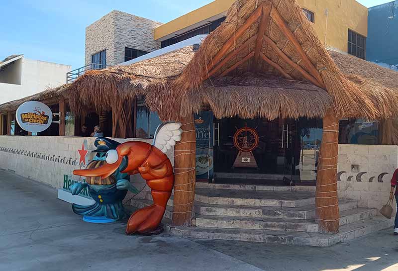 Mariscos de ChiChi along the Malecon