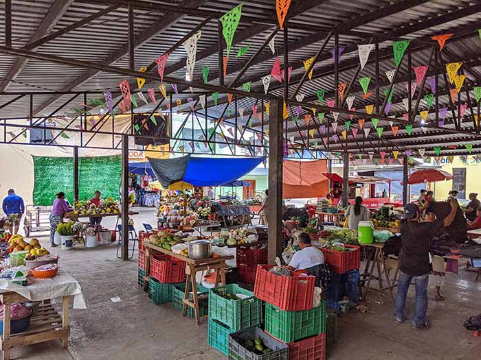 Market at Acanceh next to the cathedral - don't forget to drop in when visiting the Acanceh Mayan Ruins